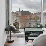 아파트 Urban Jungle Design - Historic Center With Free Parking & Panoramic View By Hero Homes 그라츠