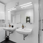 아파트 Urban Jungle Design - Historic Center With Free Parking & Panoramic View By Hero Homes *