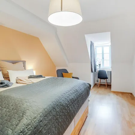Apartman Schlossberg Panorama - 3br & Free Parking In Altstadt By Hero Homes