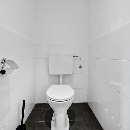 Schlossberg Panorama - 3br & Free Parking In Altstadt By Hero Homes