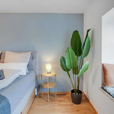 Schlossberg Panorama - 3br & Free Parking In Altstadt By Hero Homes Apartman