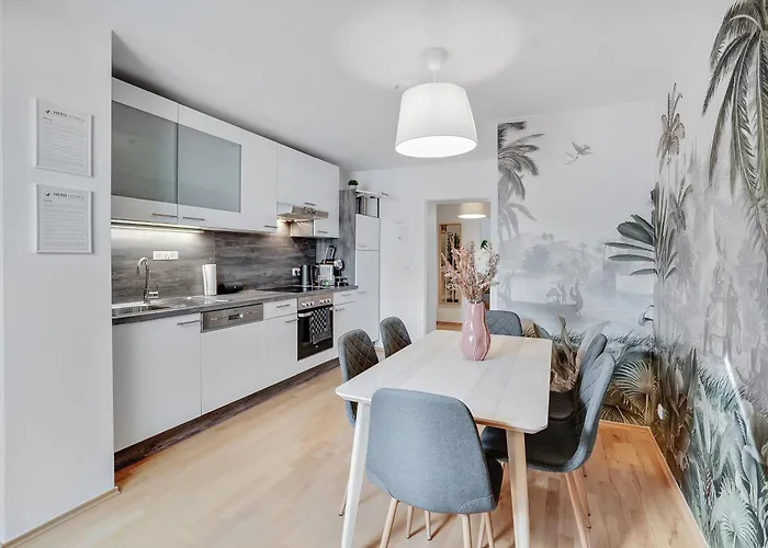 Urban Jungle Design - Historic Center With Free Parking & Panoramic View By Hero Homes Apartamento