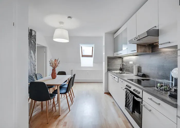 Urban Jungle Design - Historic Center With Free Parking & Panoramic View By Hero Homes Apartamento *